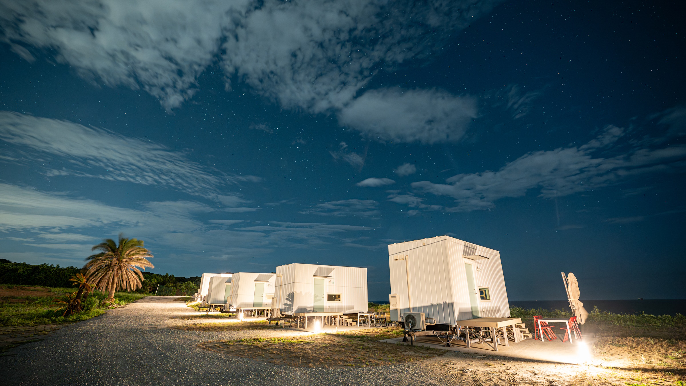 TOMORROW COAST グランピング