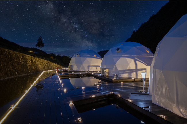 FOREST GLAMPING 牛滝温泉 四季まつり 水上グランピング