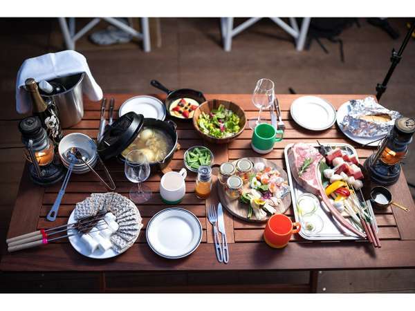 藤乃煌 富士御殿場 独立型キャビン グランピングディナー