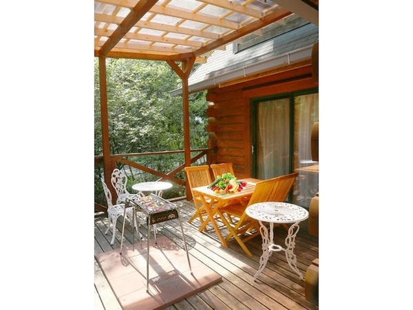 那須コテージ チャオ 貸切 ウッドデッキ