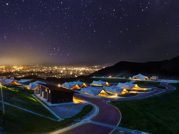 Snow Peak YAKEI SUITE ABURAYAMA FUKUOKA 夜景