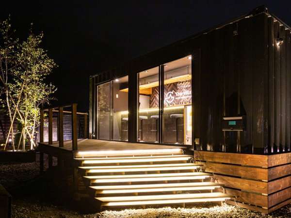 The Villa Glamping 河口湖 プライベート空間 ジャグジー