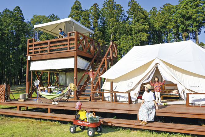 グランピング コテージ 家族