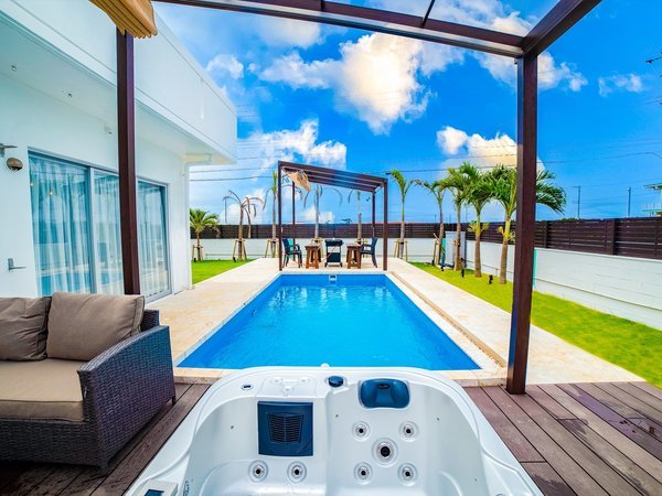 Alivio 宮古島 プライベートプール ジャグジー