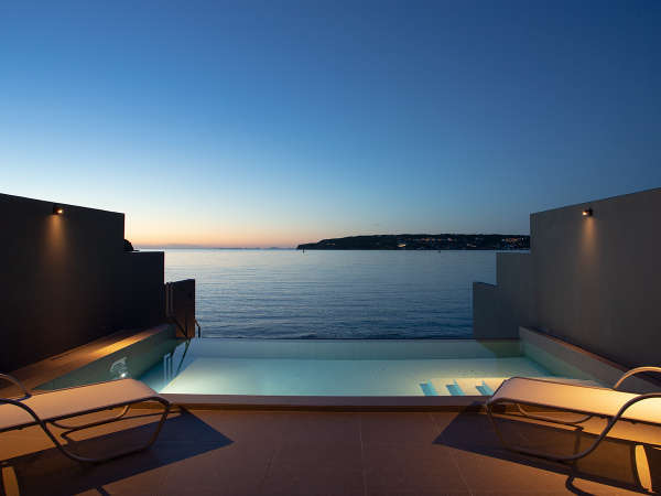 フェリスヴィラスイート古宇利島ビュー プライベートプール