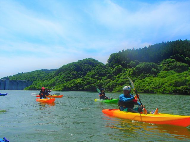 グランピング アクティビティ カヌー