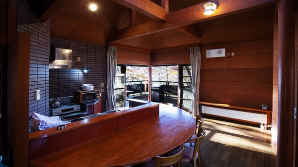 芦ノ湖キャンプ村 レイクサイドヴィラ コテージ